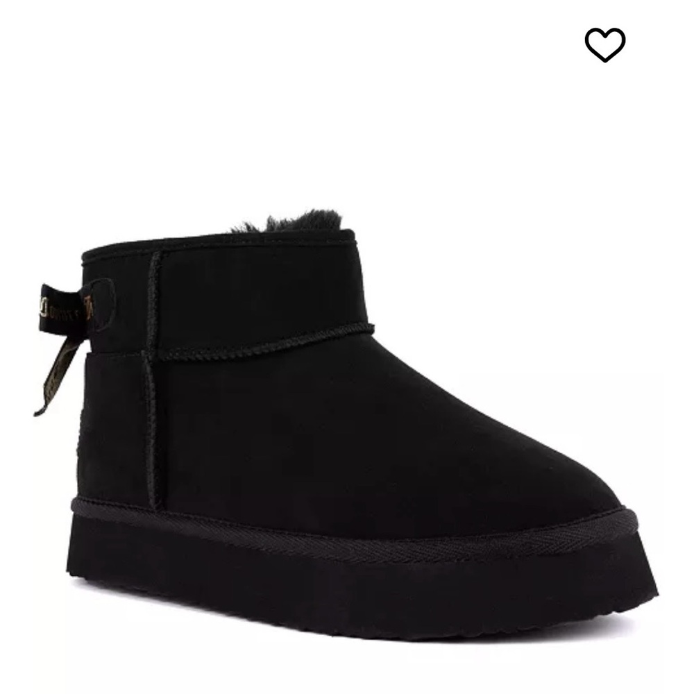 Juicy Couture Black Textured Sole new in box in demand